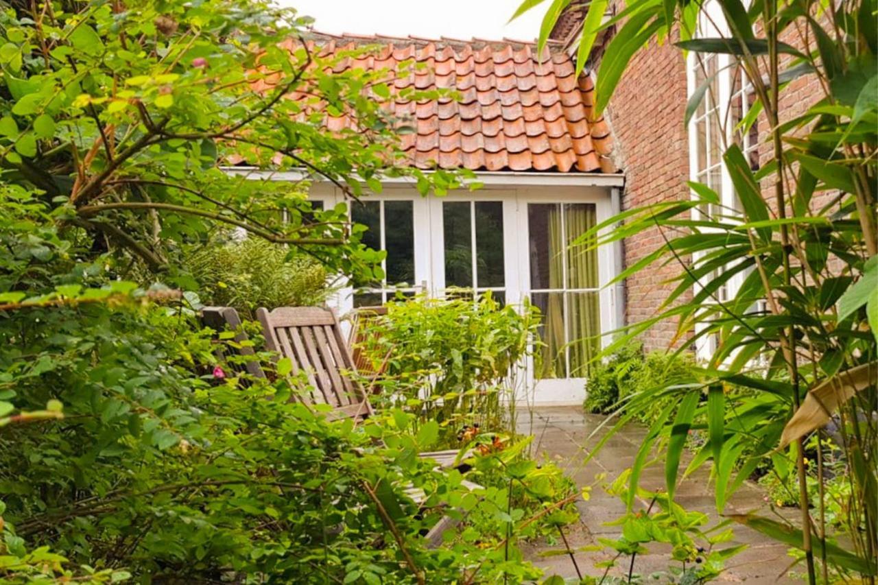 Rustic Retreat: Fireplace, Bbq, + Forest Access Burgh-Haamstede Exterior foto