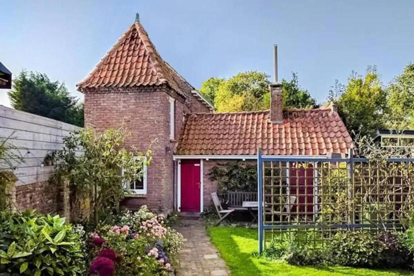 Rustic Retreat: Fireplace, Bbq, + Forest Access Burgh-Haamstede Exterior foto